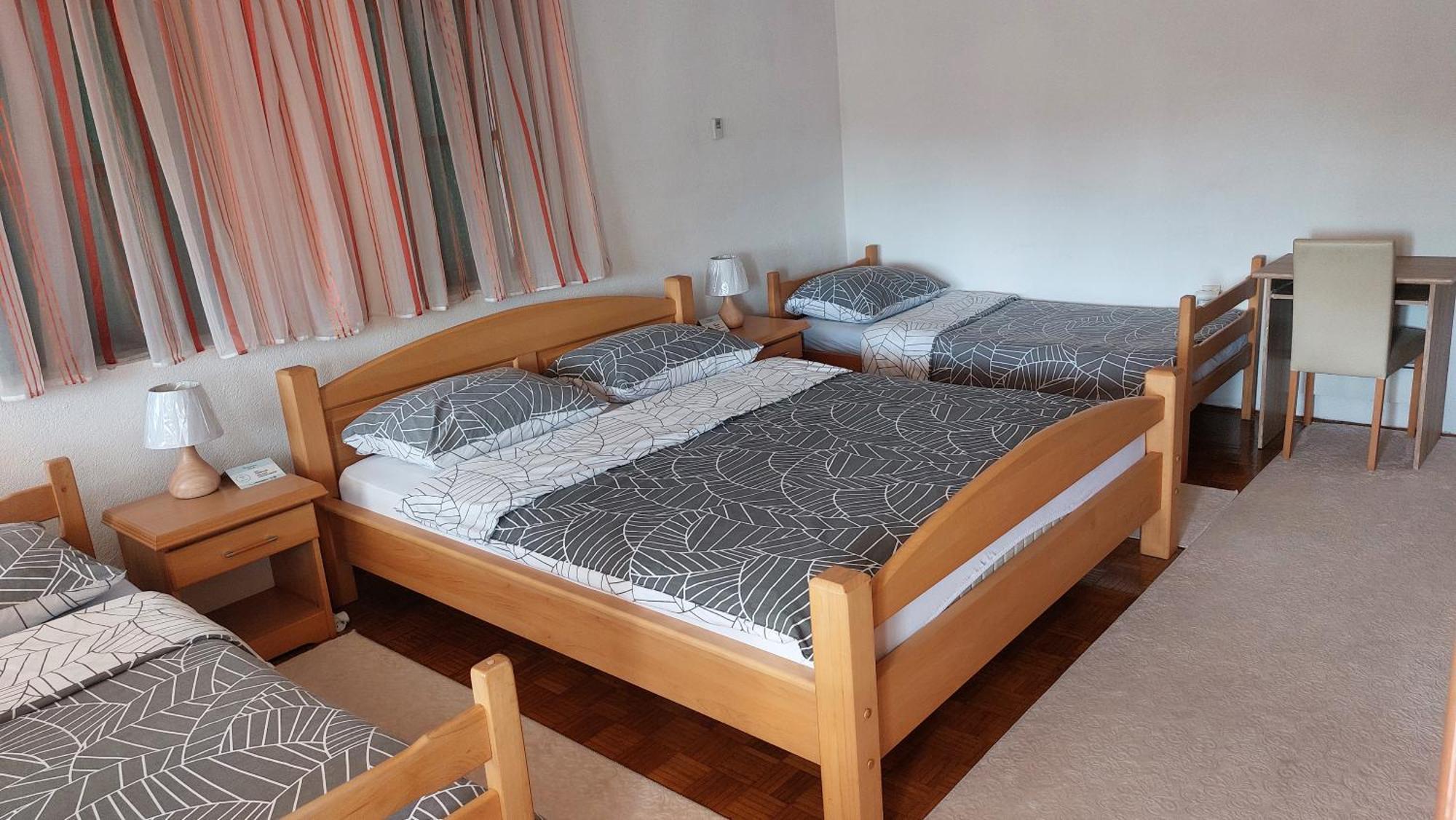Panorama Travnik Aparthotel Δωμάτιο φωτογραφία