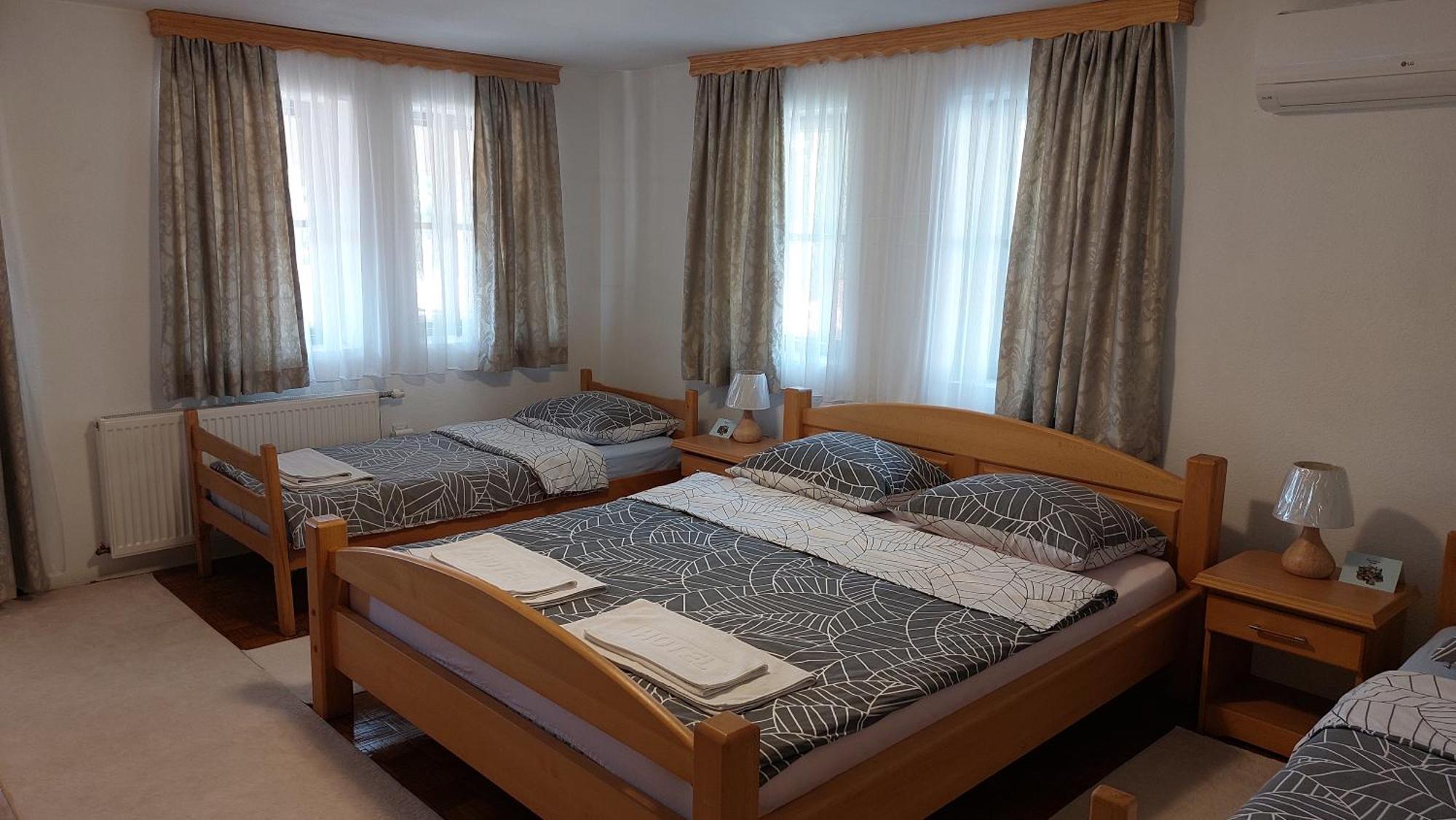 Panorama Travnik Aparthotel Εξωτερικό φωτογραφία