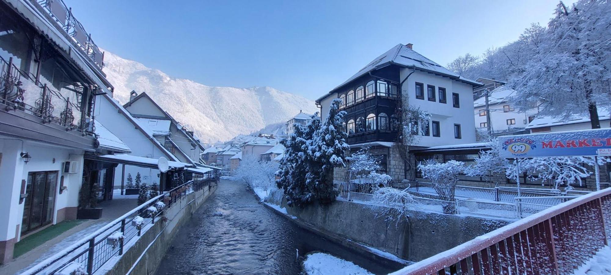 Panorama Travnik Aparthotel Εξωτερικό φωτογραφία